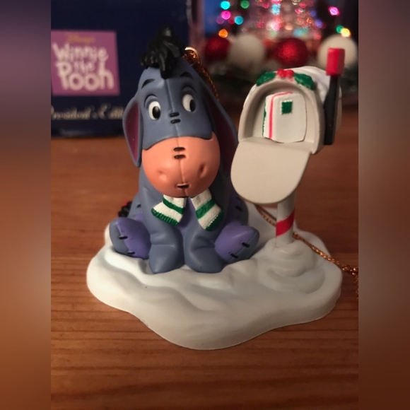 Disney's Winnie-the-Pooh Christmas collectable ornament(Eeyore) - Picture 1 of 4